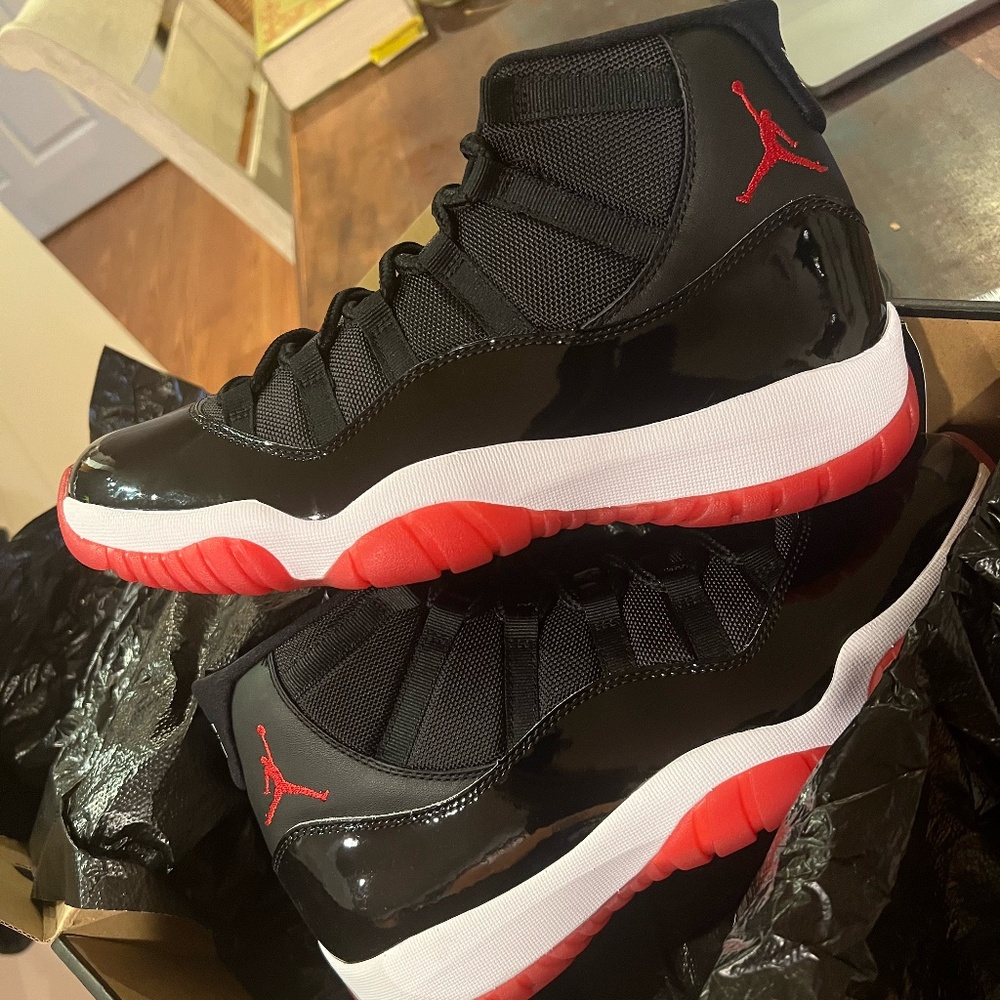 Nike Air Jordan 11 Retro BRED